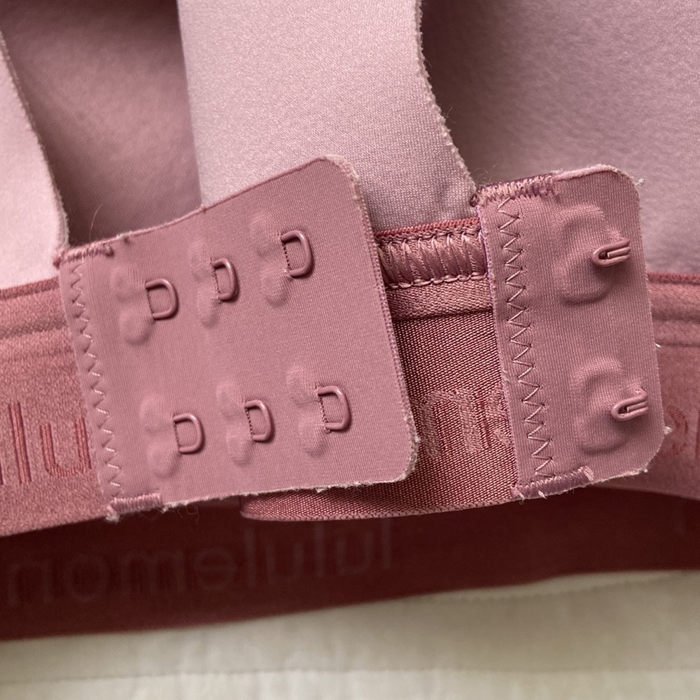 Lululemon Fine Form Bra Rose Blush 34B - Picture 9 of 15